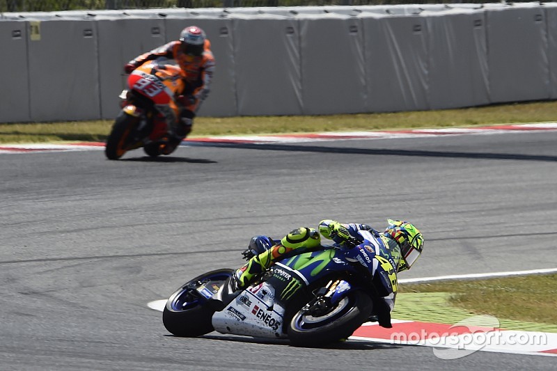 MotoGP будет использовать в Барселоне конфигурацию Ф1, считает Росси