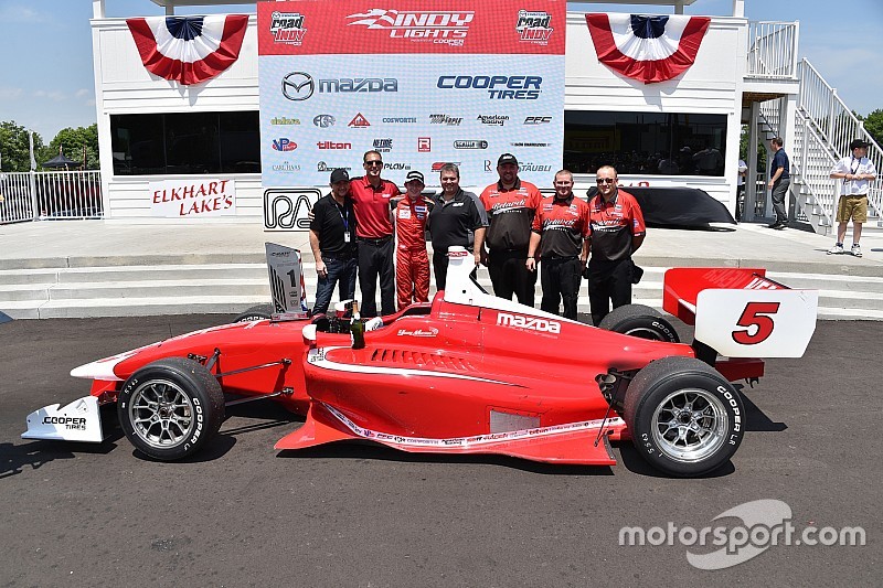 Zach Veach conquista Gara 1 a Road America