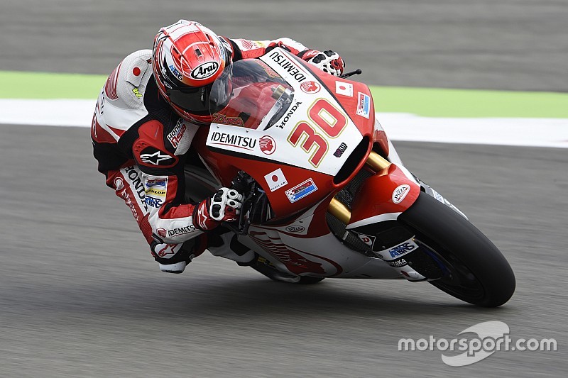 Nakagami gana con bandera roja por lluvia a dos vueltas del final