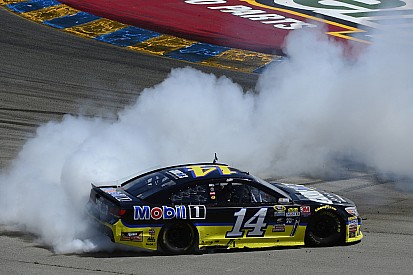 "Smoke on Fire": Tony Stewart und seine Achterbahnfahrt