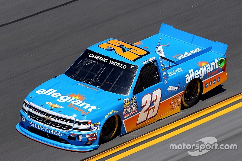 Gallagher se disculpa por pleito en NASCAR