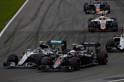 Boullier: "La Honda sarà molto vicina alla Mercedes nel 2017"