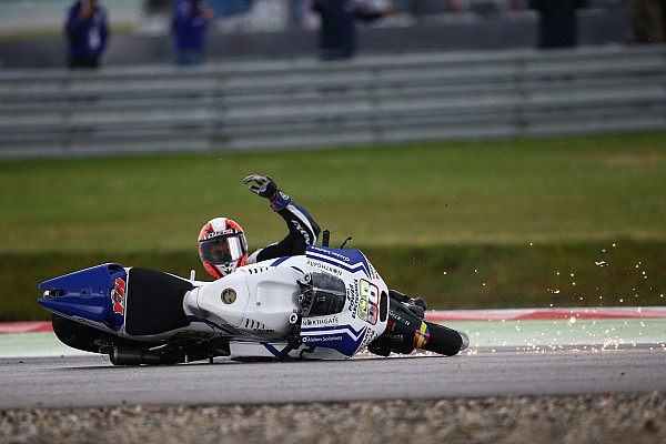 Tutti giù per terra ad Assen: 79 cadute, almeno una per pilota!