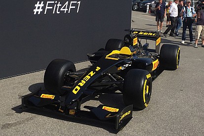 Para Boullier, carros de 2017 "deixarão fãs mais felizes"