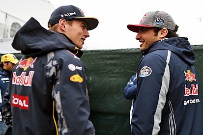 Verstappen diz não sentir pressão por renovação de Sainz