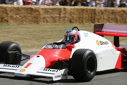 Jenson Button, un admirateur d'Alain Prost le pilote... et le cycliste !