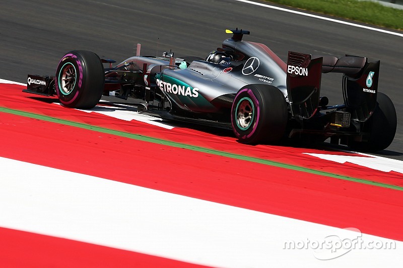 Red Bull Ring, Libere 2: Rosberg prima del diluvio. Vettel fuori pista!