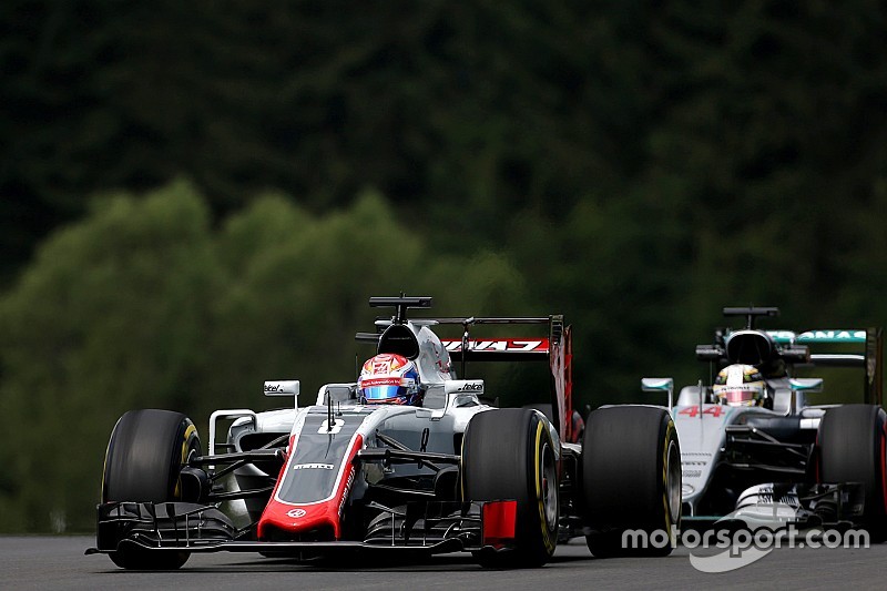 Grosjean detona comportamento de Hamilton na pista