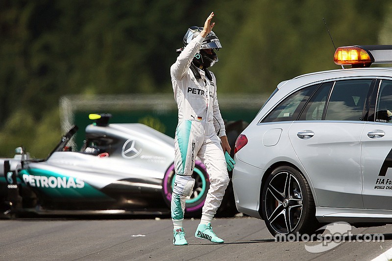EL3 - Un accident qui pourrait coûter cher à Rosberg