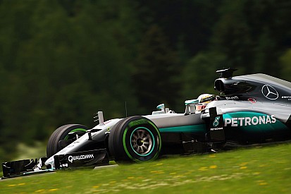 Hamilton a pris "un gros risque" pour signer la pole