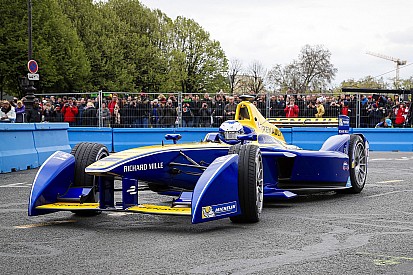 Londra ePrix: Prost rahat kazandı, di Grassi şampiyona liderliğini arttırdı
