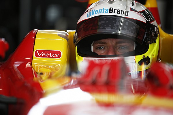 King se impone en una carrera en mojado; Canamasas acaba décimo