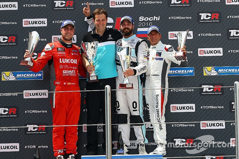 Comini: "Vittoria merito della Leopard Racing, io ho spinto al limite la Golf"