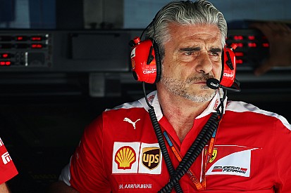 Chefe diz que estratégia da Ferrari poderia ser vencedora