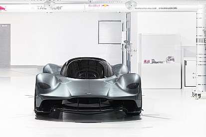 Photos - L'hypercar Aston Martin/Red Bull en détail