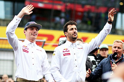 Pese a juventud, Verstappen ha retado a Ricciardo