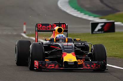 Ricciardo: "Preferivo finire terzo. Domani darò battaglia a Verstappen"