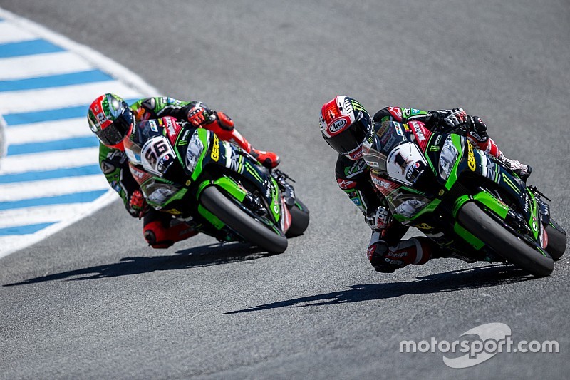 Jonathan Rea, Kawasaki Racing Team; Tom Sykes, Kawasaki Racing Team