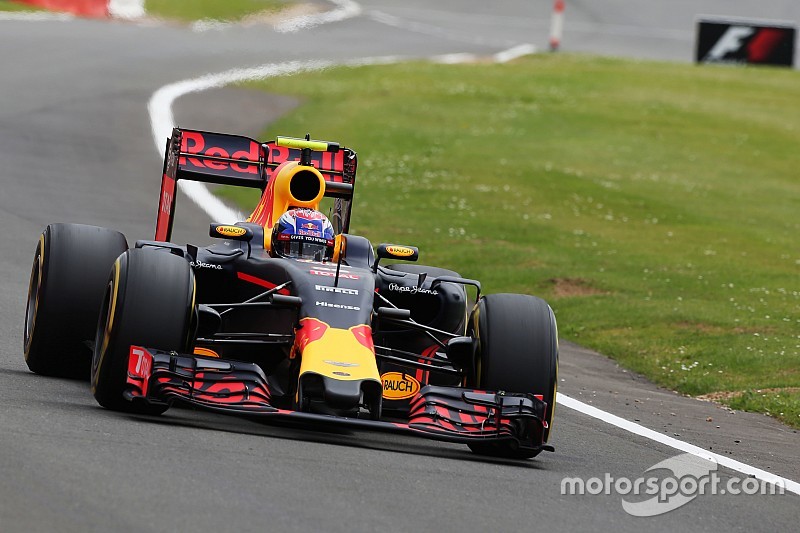 Verstappen remercie Red Bull d'avoir "une si bonne voiture"
