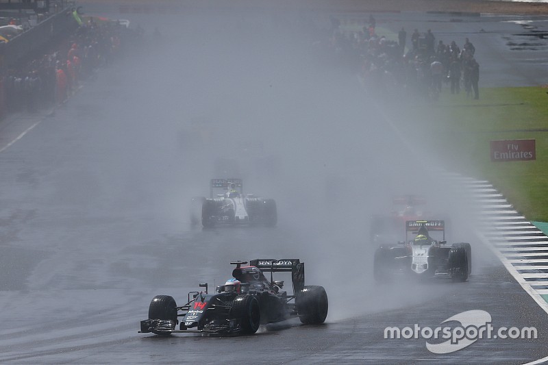 Alonso: "Haber peleado con varios equipos es una buena noticia"