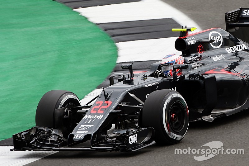 Button déçu et frustré par sa course à domicile