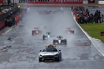 Hamilton explica su casi choque contra el Safety Car