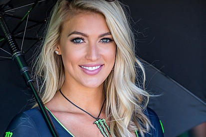 Grid Girls marcam presença no esporte a motor; confira