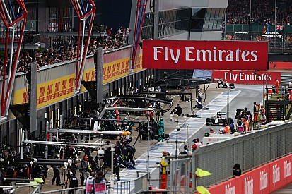 Mercedes roba a Williams la imbatibilidad en el pitlane