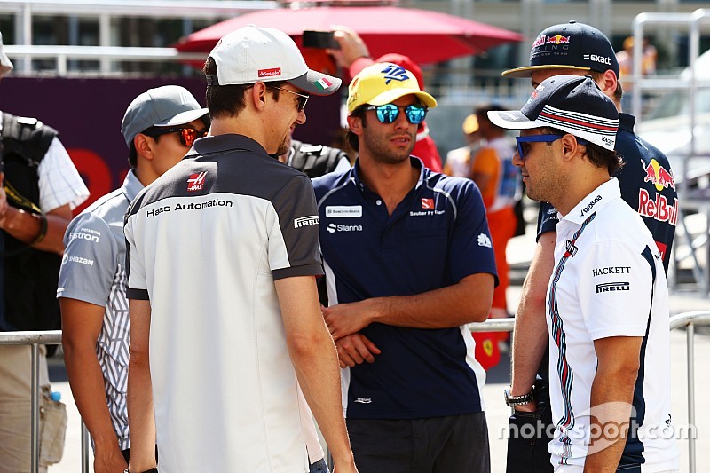 ¿Quién paga el avión donde viajan los pilotos de F1?