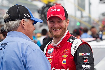 Rick Hendrick on Earnhardt: "We want him around for a long time"