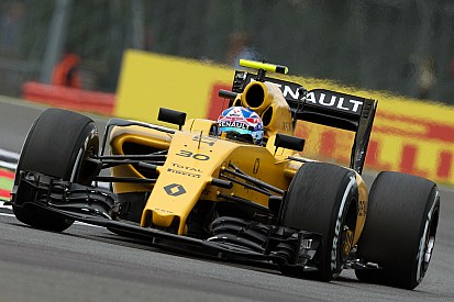 Renault stopt werk aan huidige auto en focust zich op 2017