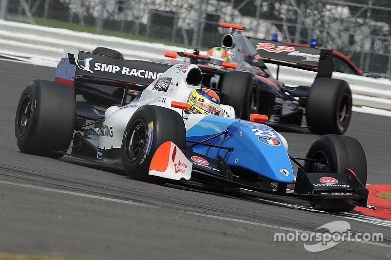 Les enjeux du week-end F3.5 - Plus que 13 voitures en piste
