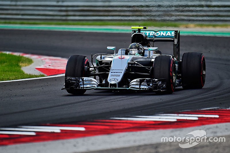 Rosberg bate a Verstappen por dos milésimas en la última sesión libre