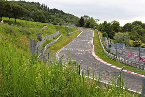 Todlicher Unfall Bei Touristenfahrten Auf Der Nurburgring Nordschleife