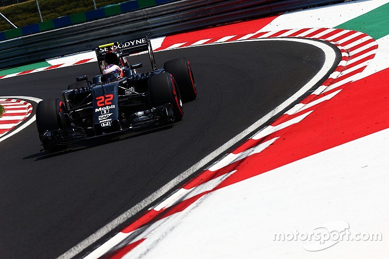 Jenson Button, McLaren MP4-31