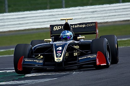 Le point F3.5 - Nissany double vainqueur à Silverstone