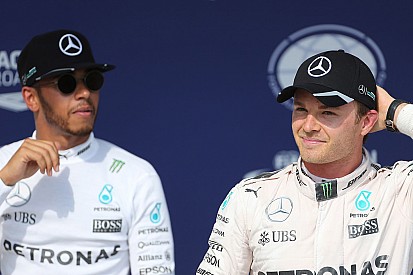 Hamilton niega que provocara la investigación a Rosberg
