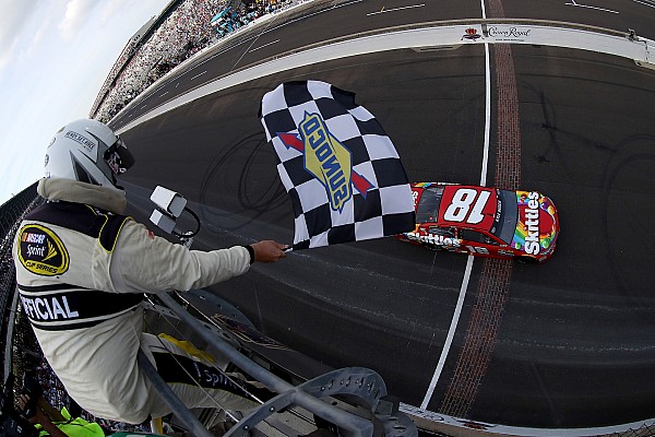 Kyle Busch intraitable à Indianapolis