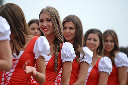 Grid Girls húngaras esquentam ainda mais clima da F1