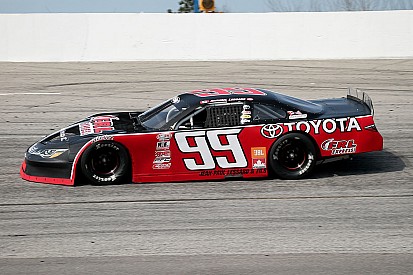 Raphaël Lessard se classe troisième à Indianapolis