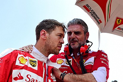 Chefe da Ferrari reclama: “deixem-nos trabalhar em paz”