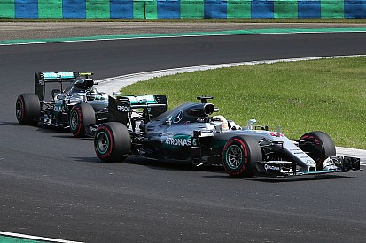 Mercedes: Entscheidung im Titelkampf Hamilton vs. Rosberg erst beim Finale