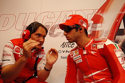 Marco Melandri acompañará a Chaz Davies en el Ducati oficial del WSBK