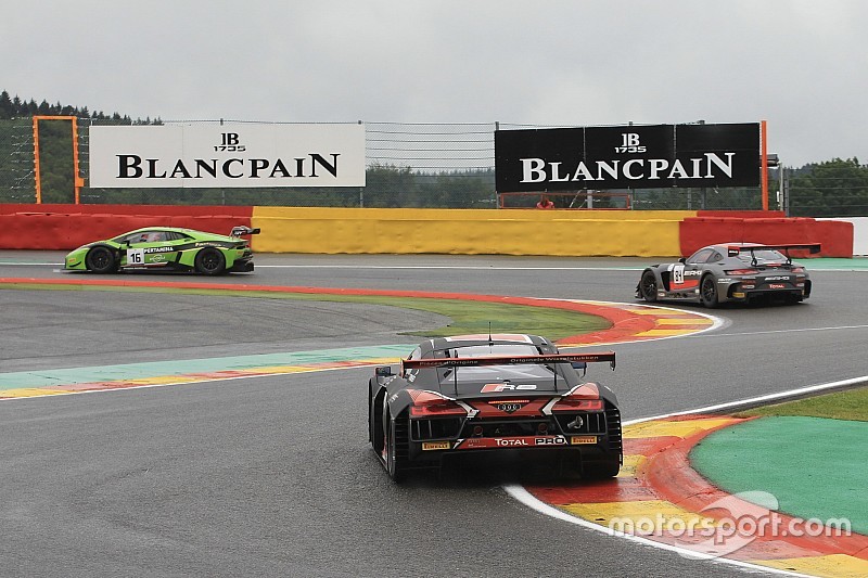 Prime qualifiche: il fulmine è la Mercedes di Maximilian Götz