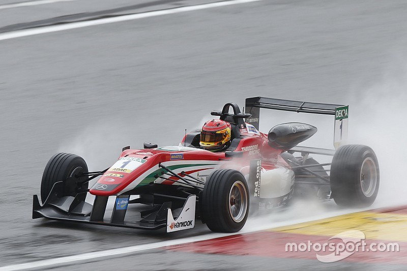 Stroll se llevó la victoria en la carrera 1 de Spa bajo la lluvia
