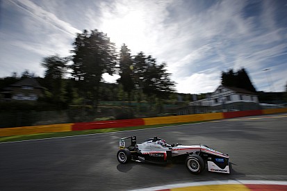 George Russell padrone in Gara 2 a Spa-Francorchamps