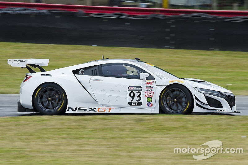 NSX GT3が公式走行。カニンガムがPWC出走を止め、開発に専念