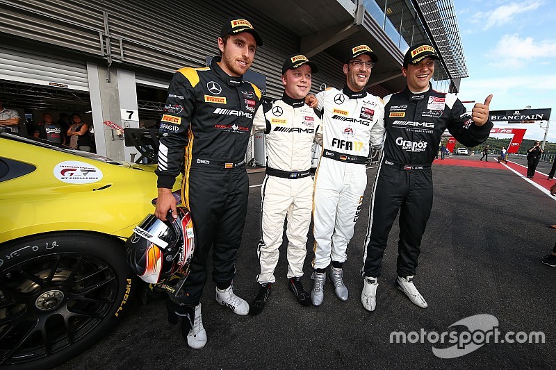 Top 4 qualifiche: Pole position #86 AMG-Team HTP Motorsport, Mercedes-AMG GT3: Maximilian Götz; al s