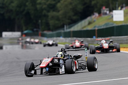 Eriksson vence bateria final em Spa; Piquet é 14°