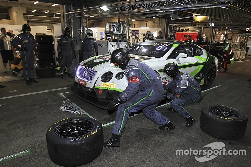 24 Ore di Spa, 12° Ora: è leader una Continental GT3
